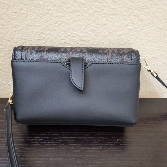 Michael kors Jet Set Charm Small Phone Crossbody - Picture 5 of 9